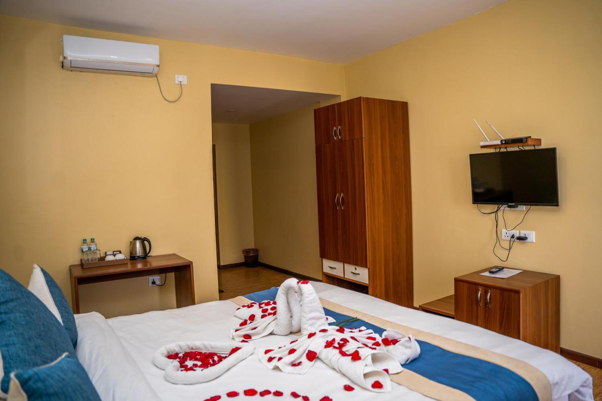 Hotel Glory Garden Pokhara Zimmer foto